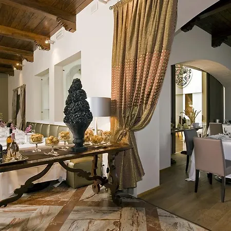 Park Ai Cappuccini Hotel 4*