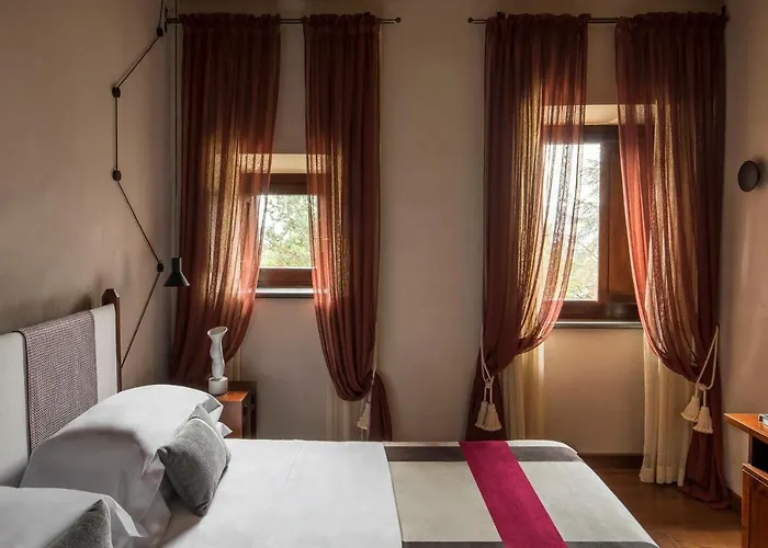 Park Ai Cappuccini Губбио