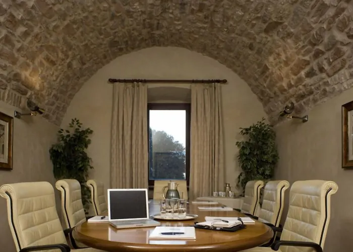 Park Ai Cappuccini Отель Губбио